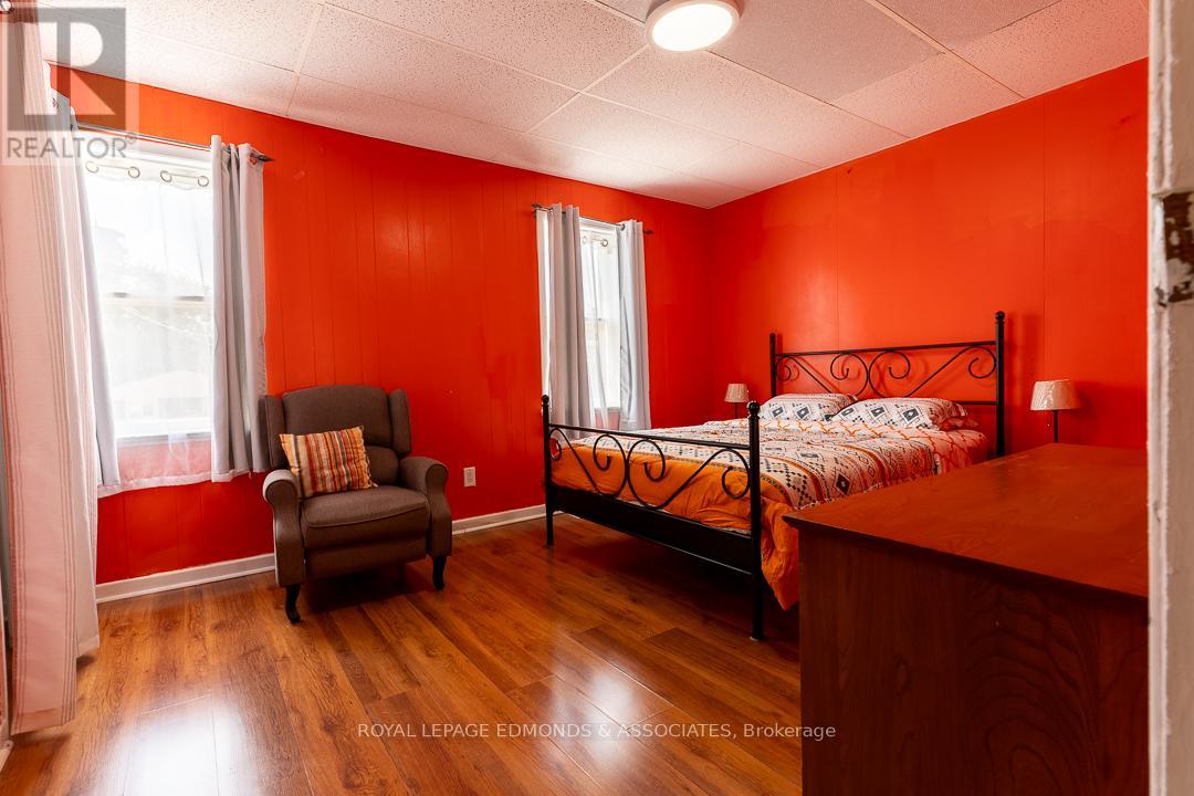 303 Murray Street W, Pembroke, Ontario  K8A 4P1 - Photo 13 - X12448103