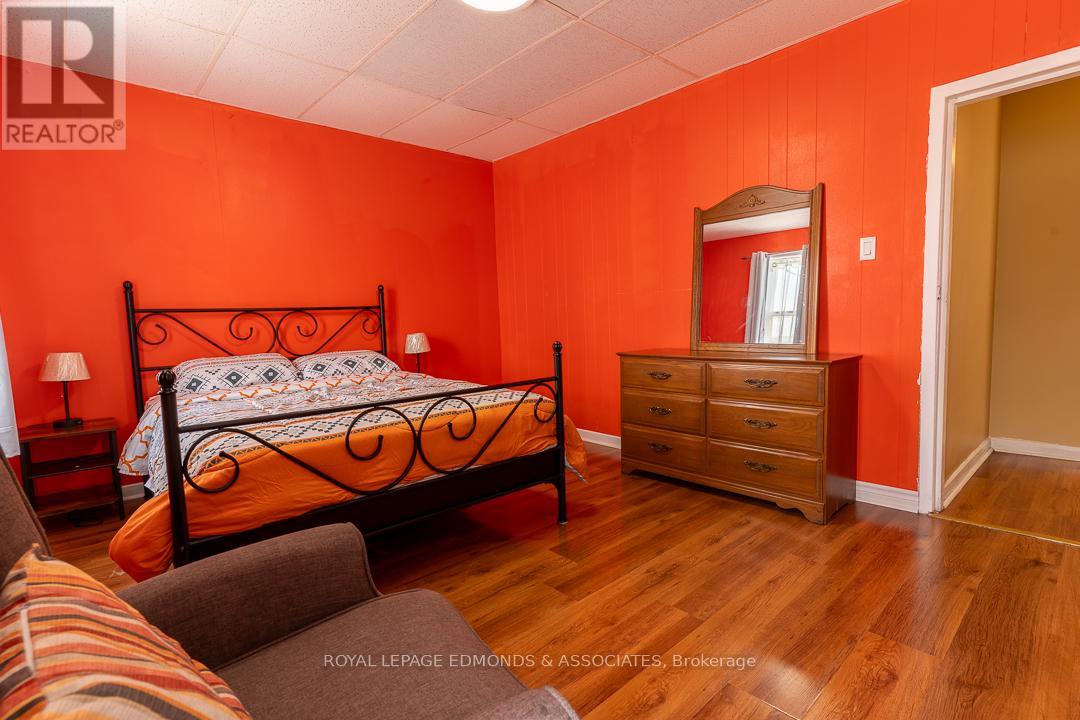 303 Murray Street W, Pembroke, Ontario  K8A 4P1 - Photo 14 - X12448103