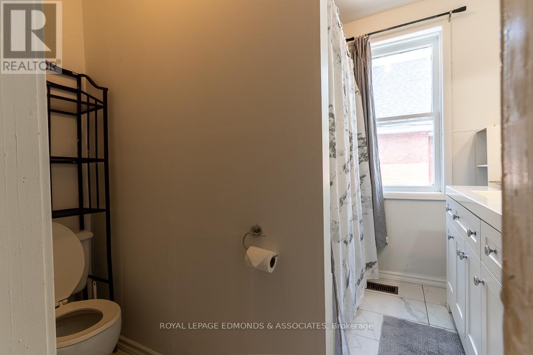 303 Murray Street W, Pembroke, Ontario  K8A 4P1 - Photo 17 - X12448103