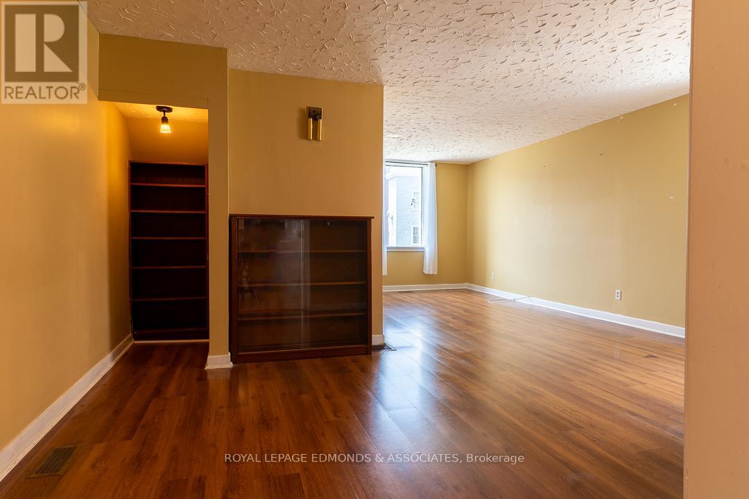 303 Murray Street W, Pembroke, Ontario  K8A 4P1 - Photo 8 - X12448103
