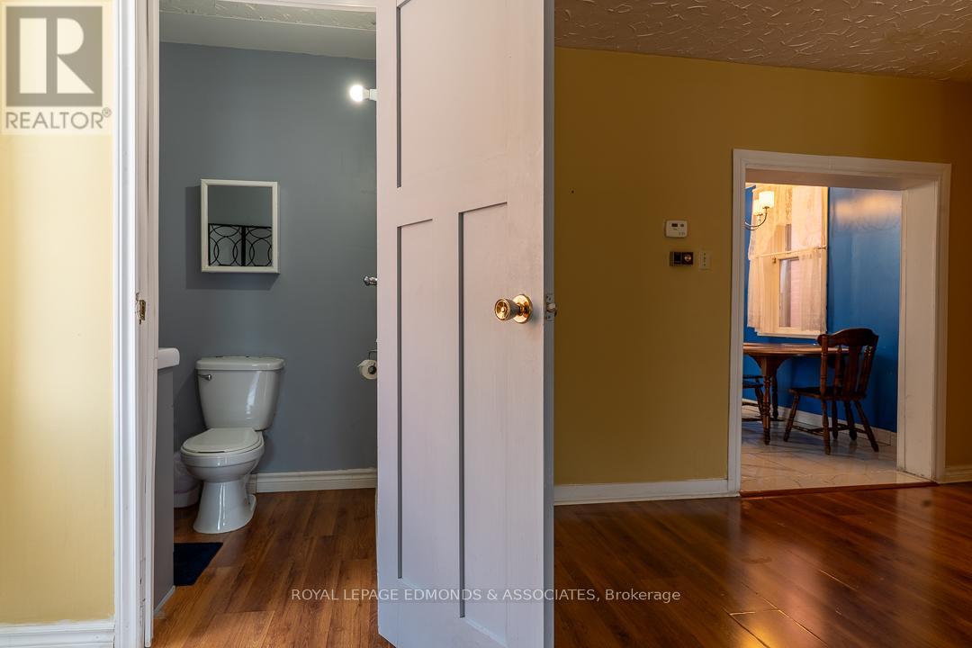 303 Murray Street W, Pembroke, Ontario  K8A 4P1 - Photo 9 - X12448103