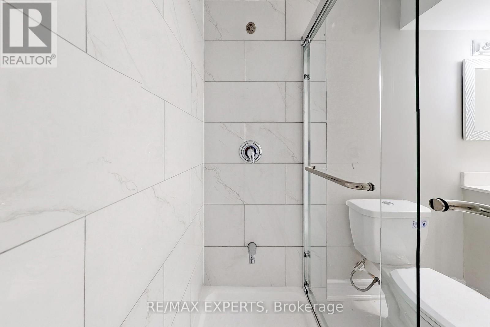 16 Helderman Street, Caledon, Ontario  L7C 3V2 - Photo 11 - W12447971