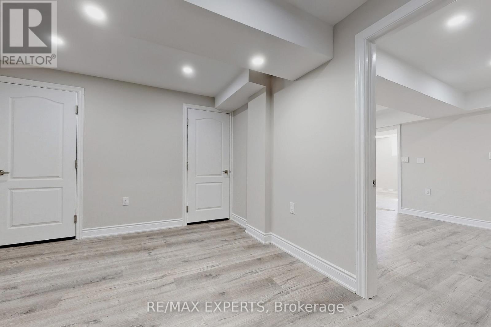16 Helderman Street, Caledon, Ontario  L7C 3V2 - Photo 14 - W12447971