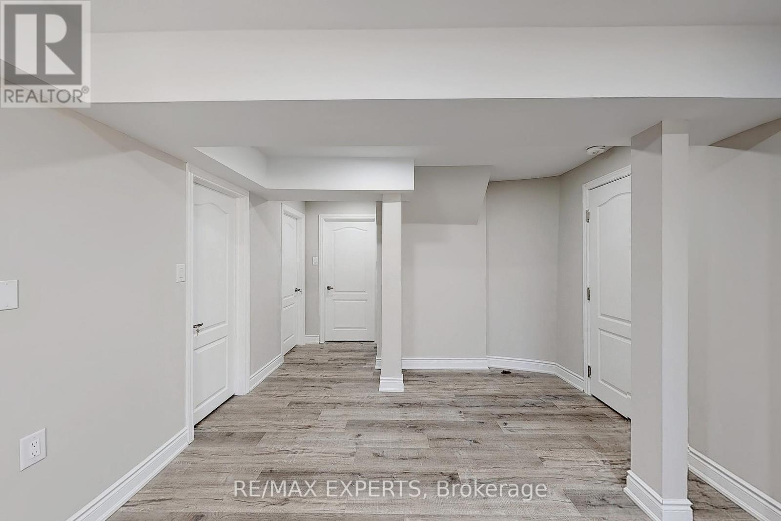 16 Helderman Street, Caledon, Ontario  L7C 3V2 - Photo 8 - W12447971