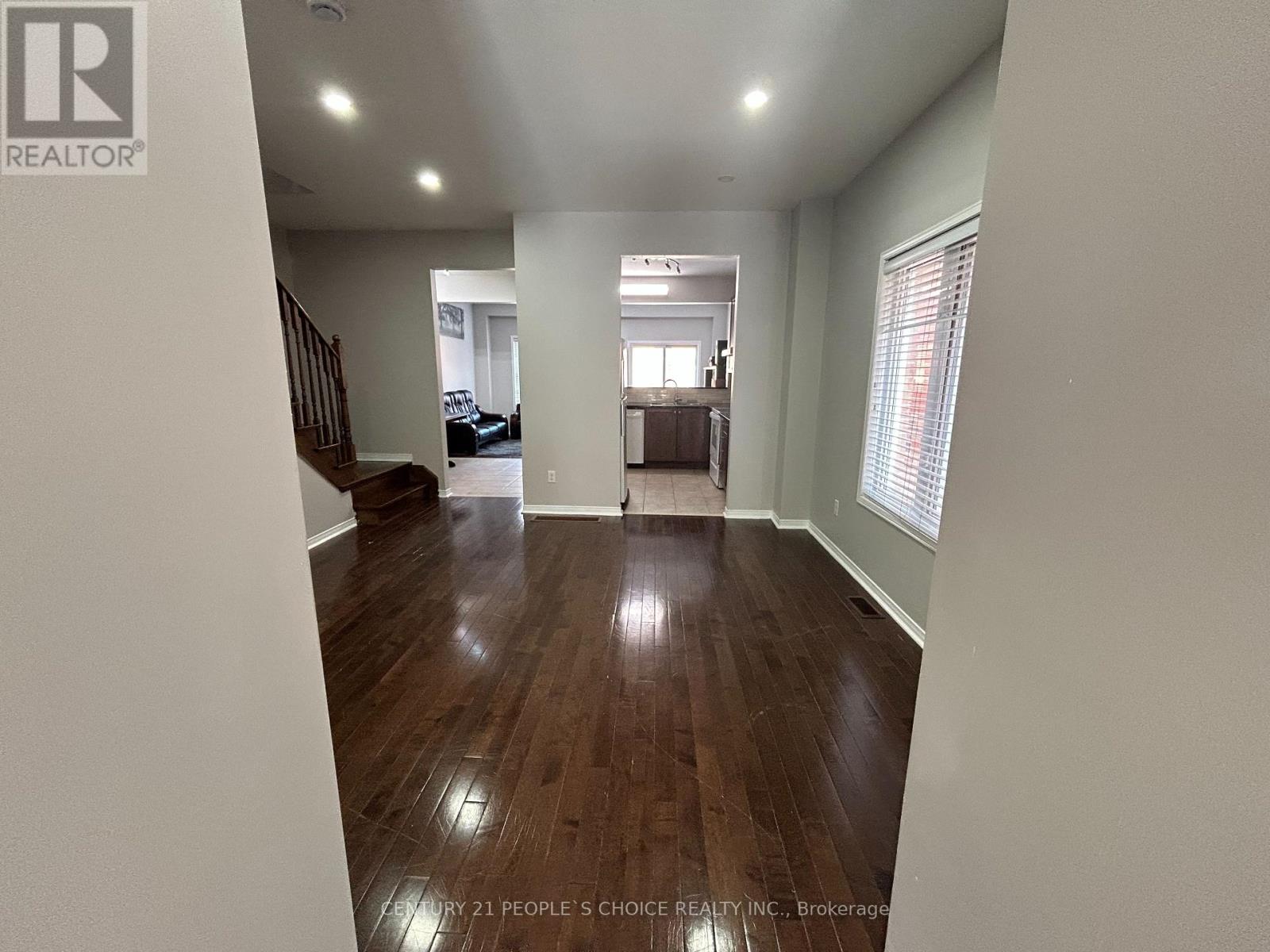 (Upper) - 80 Gulfbrook Circle, Brampton, Ontario  L6Z 0G5 - Photo 4 - W12447975