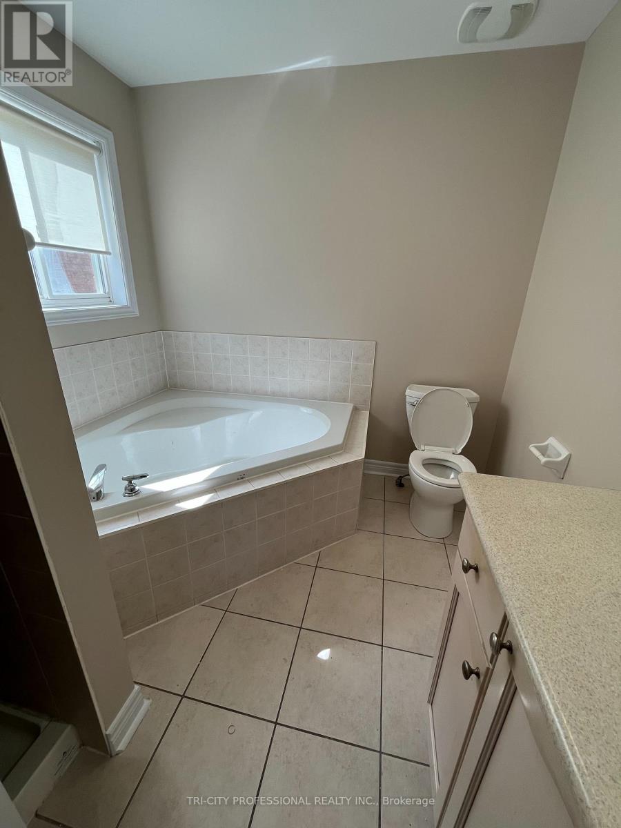 78 Ashdale Road, Brampton, Ontario  L6Y 5N1 - Photo 17 - W12447981