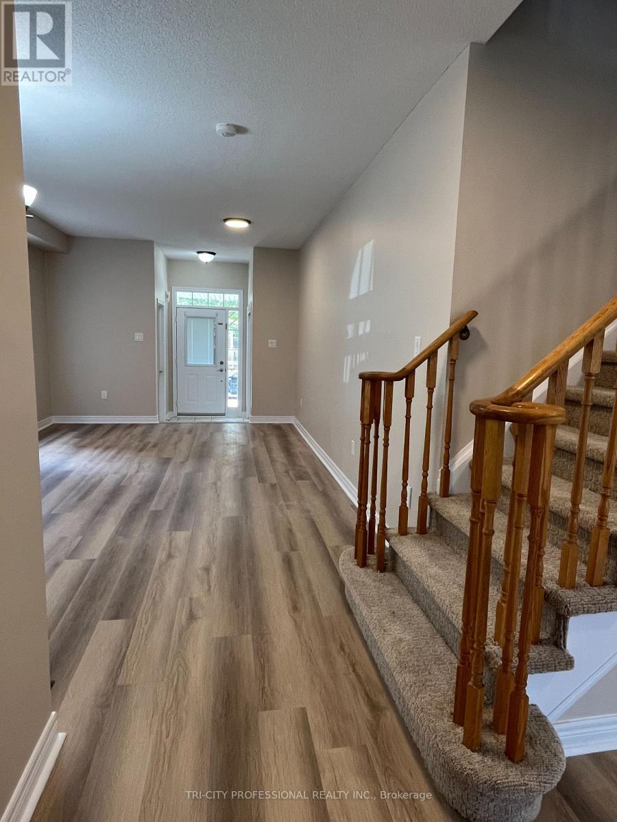 78 Ashdale Road, Brampton, Ontario  L6Y 5N1 - Photo 7 - W12447981