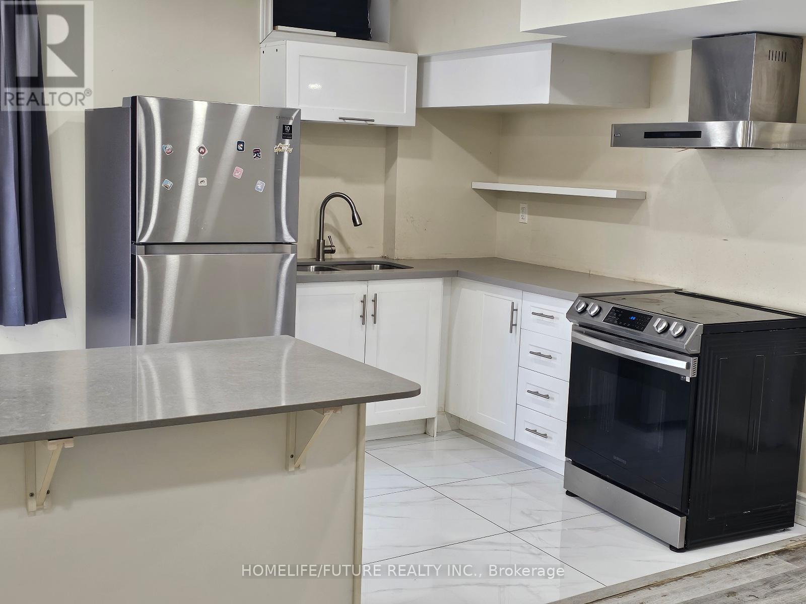 Bsmt - 36 Newhouse Boulevard, Caledon, Ontario  L7C 4A1 - Photo 5 - W12448010