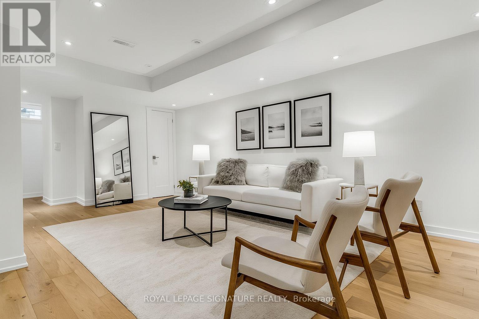 LOWER - 58 FERN AVENUE, Toronto, Ontario