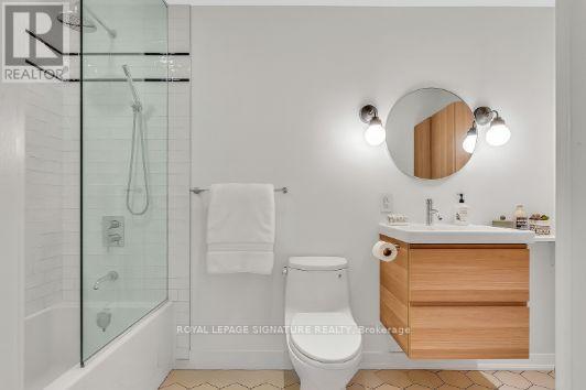 Lower - 58 Fern Avenue, Toronto, Ontario  M6R 1K1 - Photo 7 - W12448028