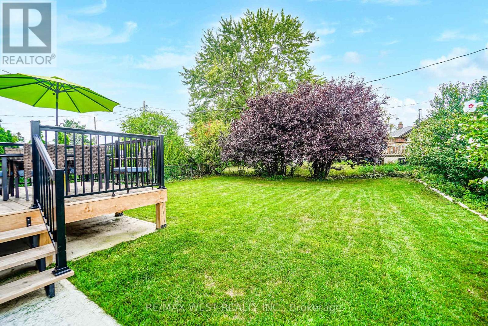 106 Celestine Drive, Toronto (Willowridge-Martingrove-Richview), Ontario  M9R 3N9 - Photo 10 - W12448030