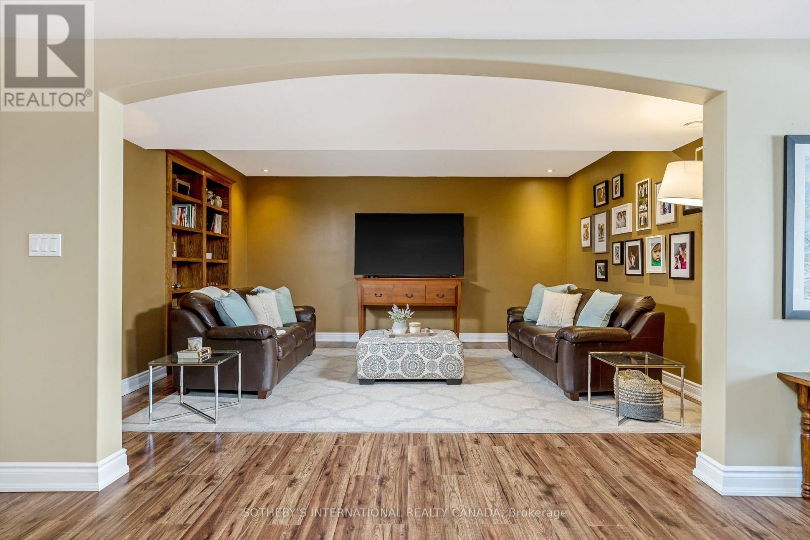 11375 Taylor Court, Milton (Brookville/haltonville), Ontario  L0P 1B0 - Photo 40 - W12448033