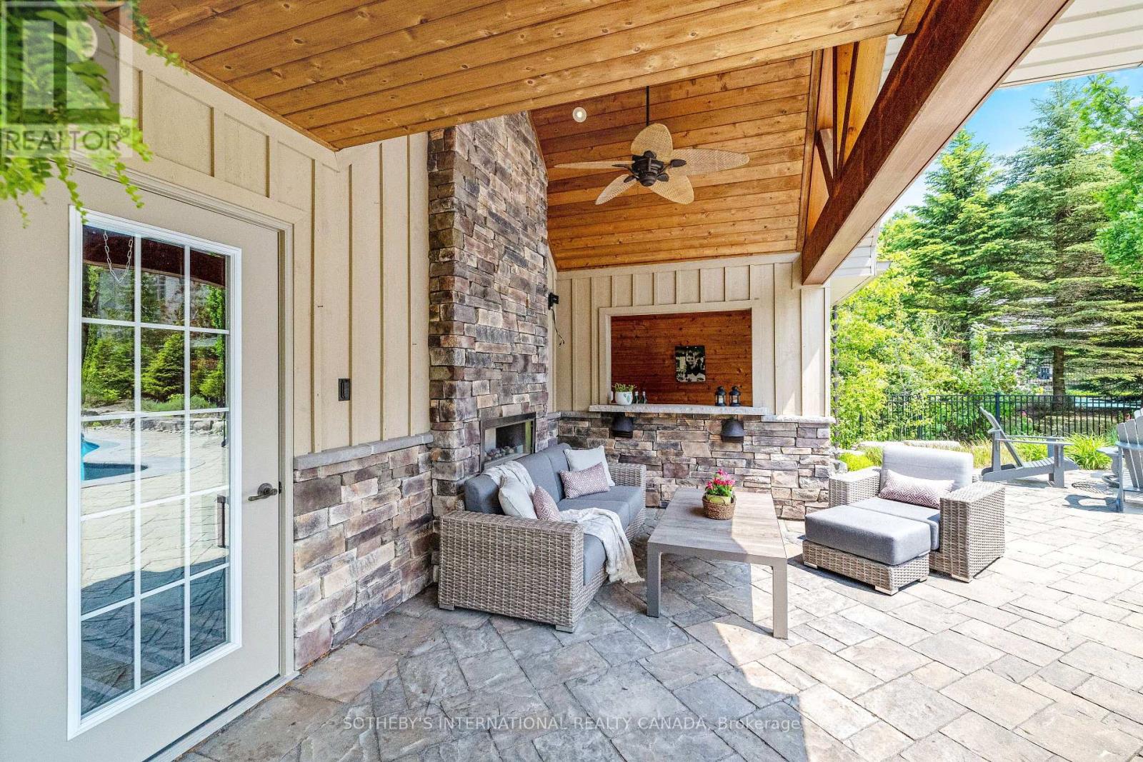 11375 Taylor Court, Milton (Brookville/haltonville), Ontario  L0P 1B0 - Photo 46 - W12448033