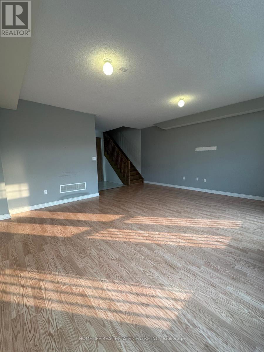 139 Inspire Boulevard, Brampton (Sandringham-Wellington North), Ontario  L6R 3X9 - Photo 17 - W12448036