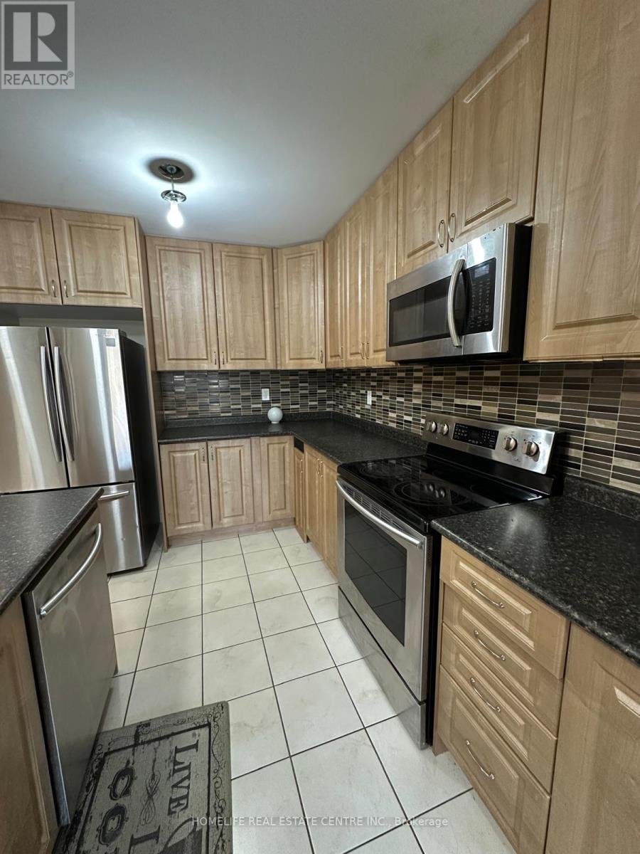139 Inspire Boulevard, Brampton (Sandringham-Wellington North), Ontario  L6R 3X9 - Photo 9 - W12448036