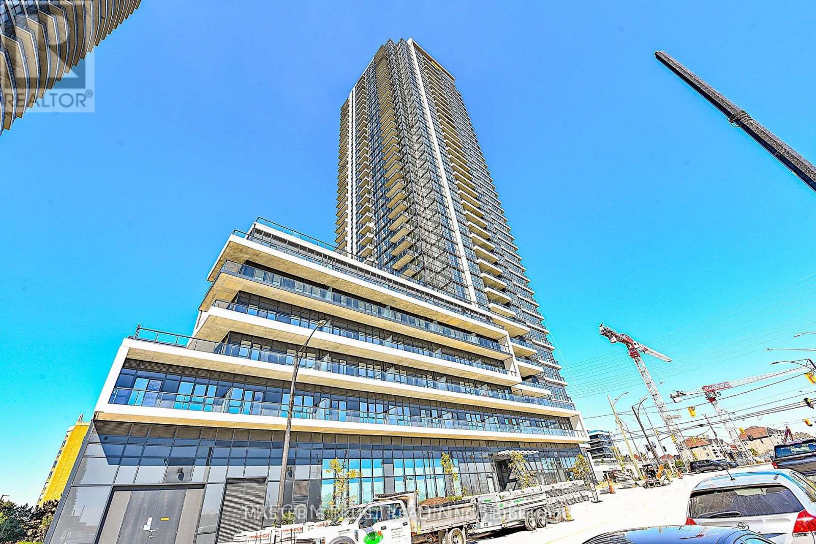 1305 - 15 Watergarden Drive, Mississauga, Ontario  L5R 1B2 - Photo 2 - W12448042