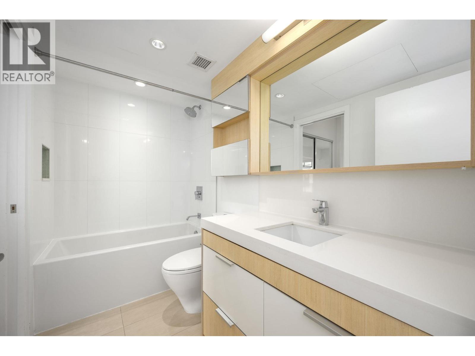 414 111 E 3rd Street, North Vancouver, British Columbia  V7L 0C6 - Photo 13 - R3055798