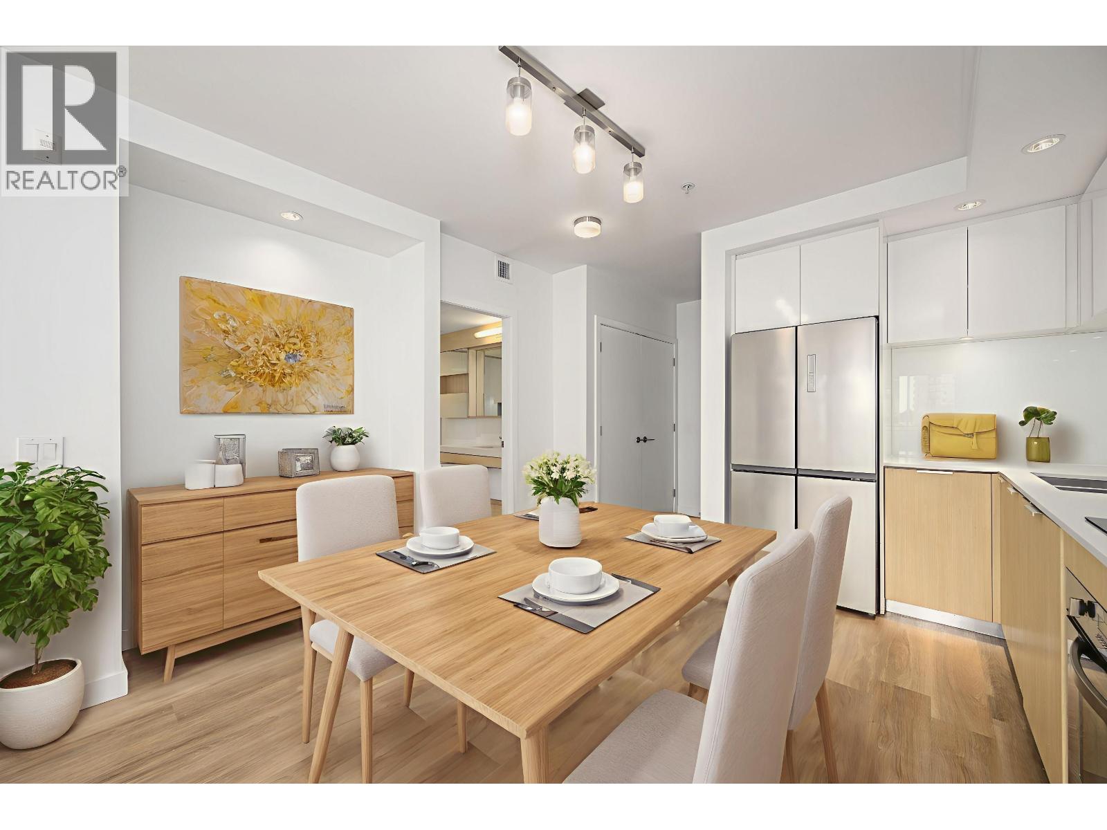 414 111 E 3rd Street, North Vancouver, British Columbia  V7L 0C6 - Photo 3 - R3055798