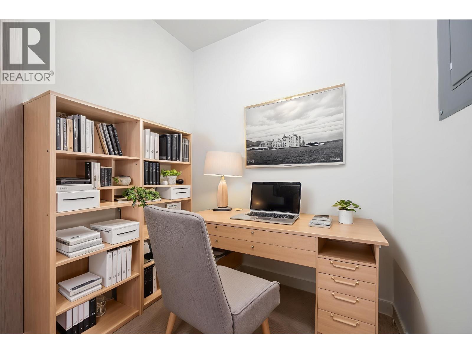 414 111 E 3rd Street, North Vancouver, British Columbia  V7L 0C6 - Photo 5 - R3055798