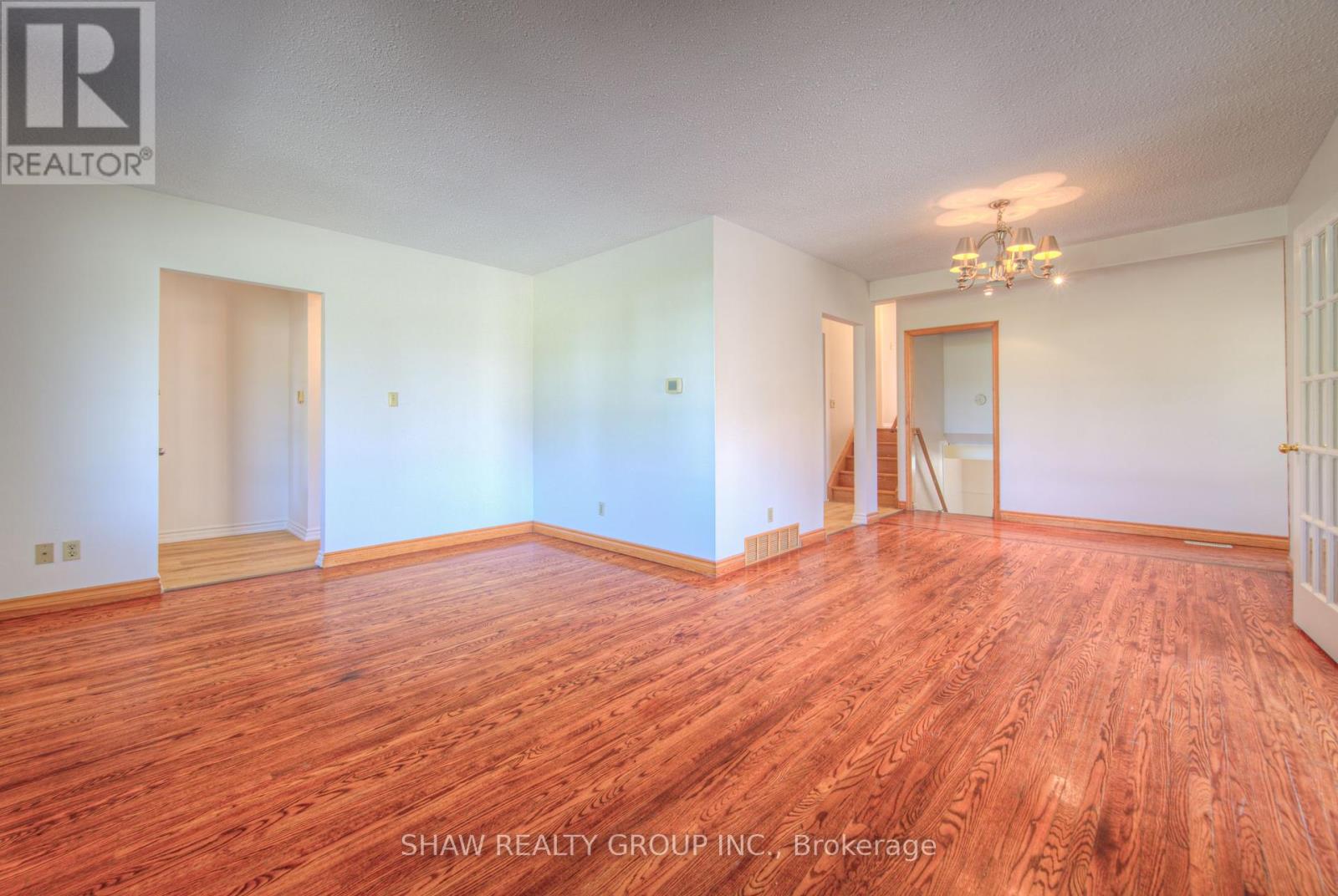 69 Bismark Drive, Cambridge, Ontario  N1S 4E7 - Photo 10 - X12447995
