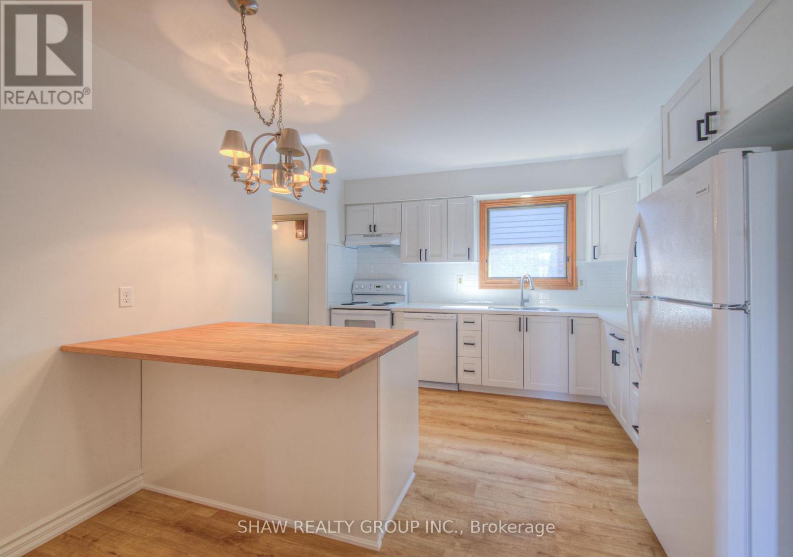 69 Bismark Drive, Cambridge, Ontario  N1S 4E7 - Photo 14 - X12447995