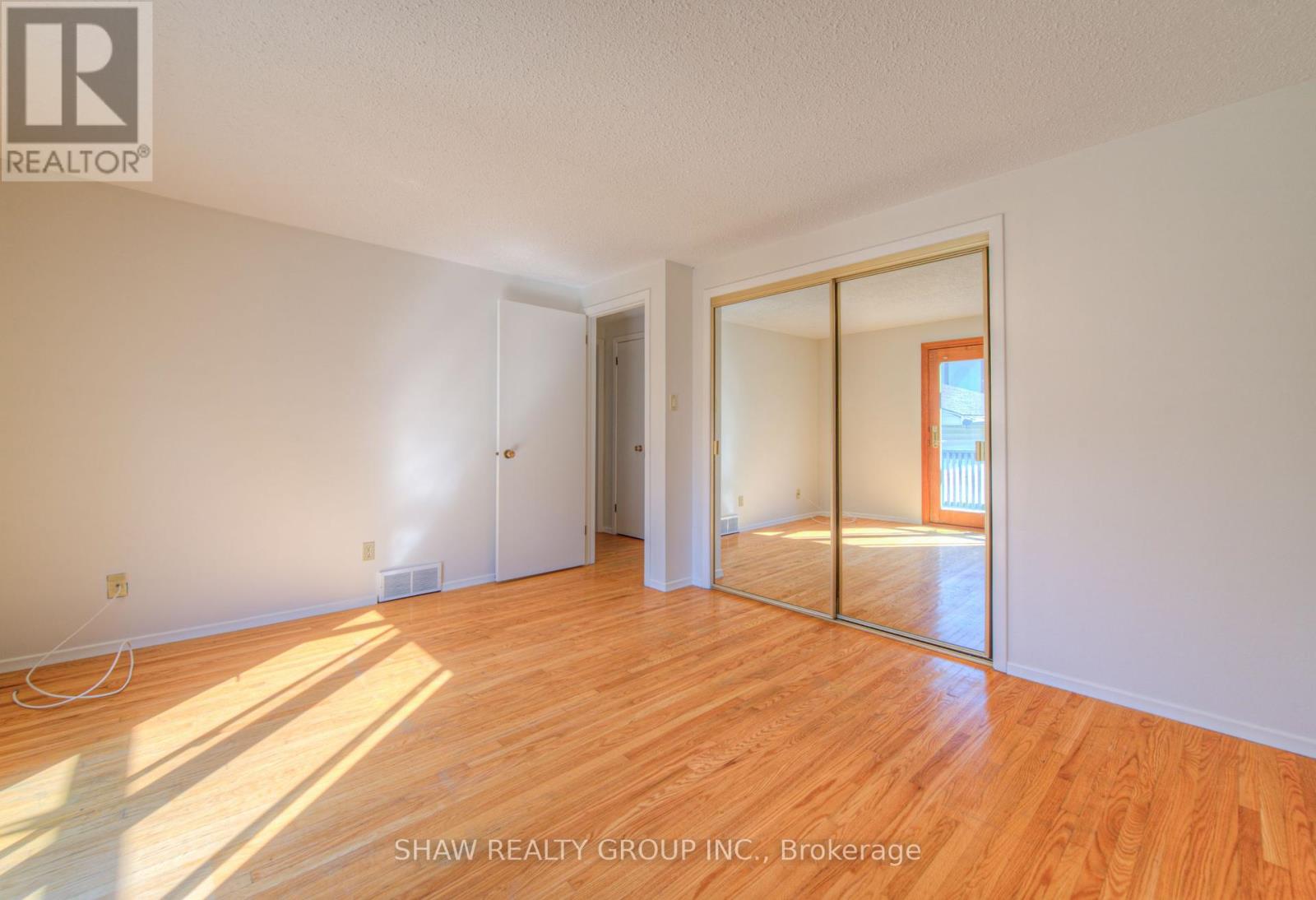 69 Bismark Drive, Cambridge, Ontario  N1S 4E7 - Photo 28 - X12447995