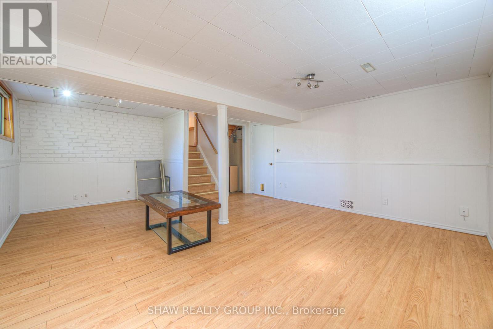 69 Bismark Drive, Cambridge, Ontario  N1S 4E7 - Photo 35 - X12447995