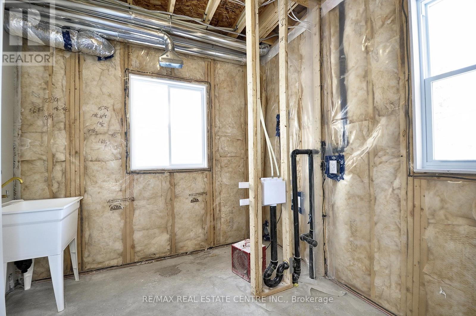 38 Albert Street, Cambridge, Ontario  N1R 3M8 - Photo 31 - X12448004