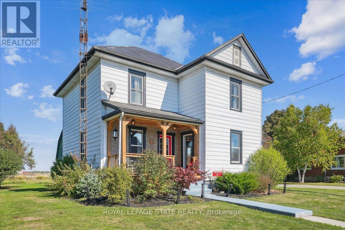 15 MAIN AVENUE E, Haldimand, Ontario
