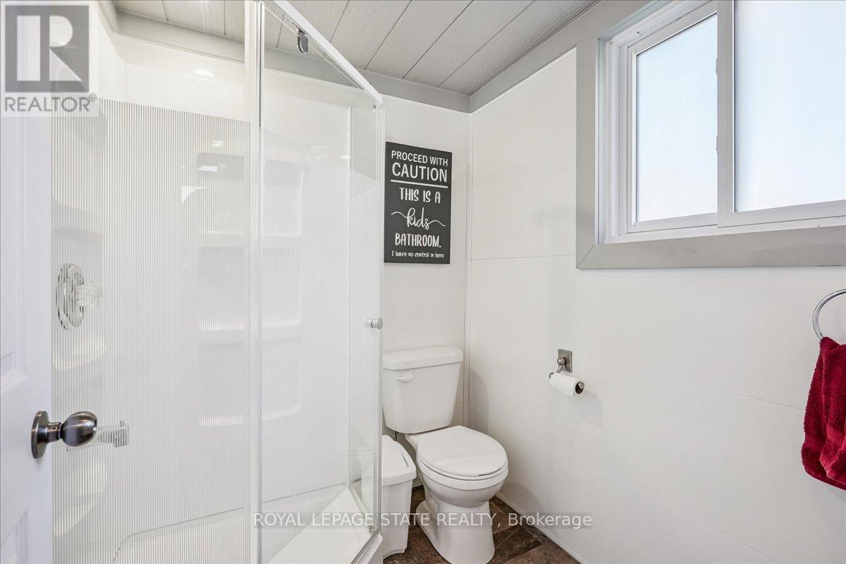 15 Main Avenue E, Haldimand, Ontario  N0A 1G0 - Photo 18 - X12448015