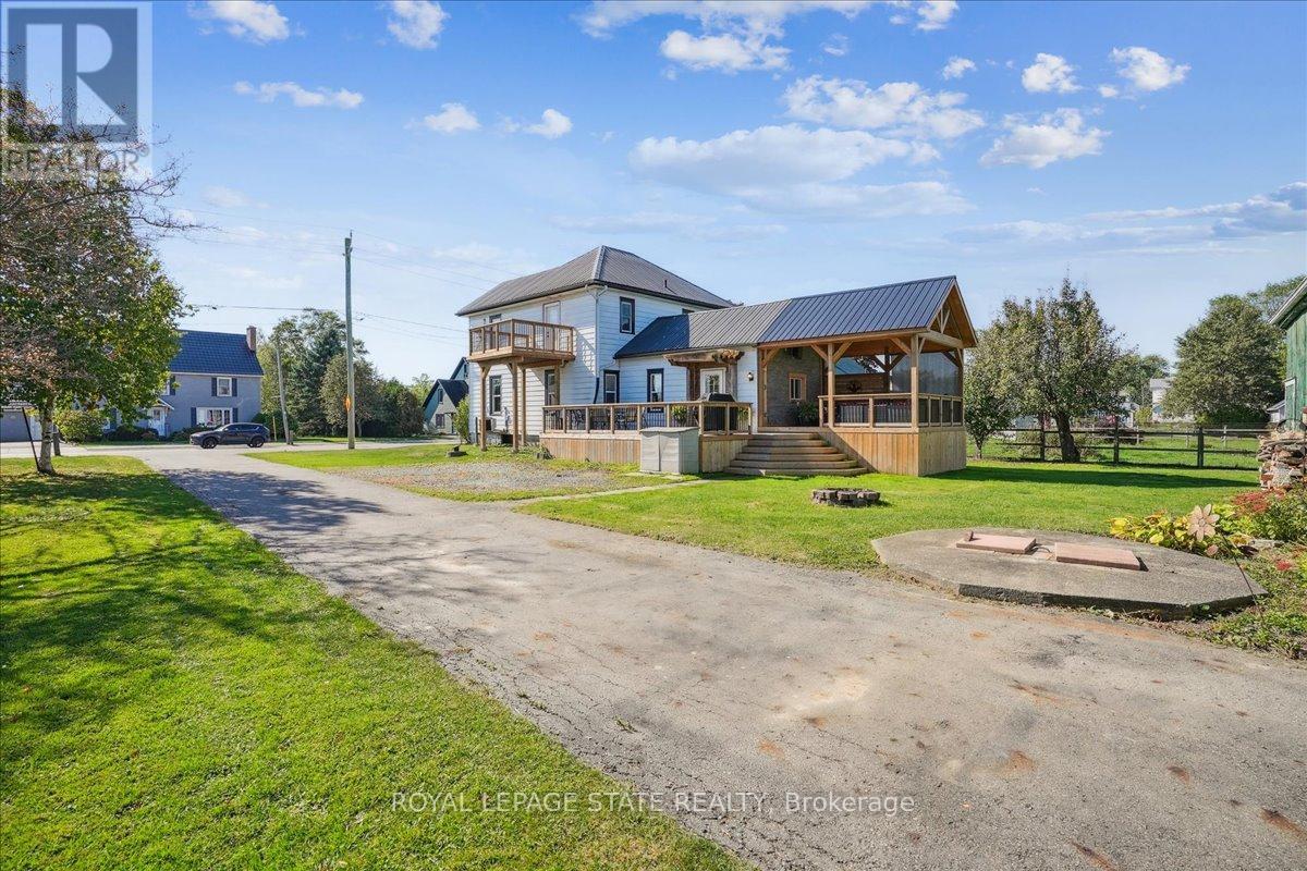15 Main Avenue E, Haldimand, Ontario  N0A 1G0 - Photo 6 - X12448015