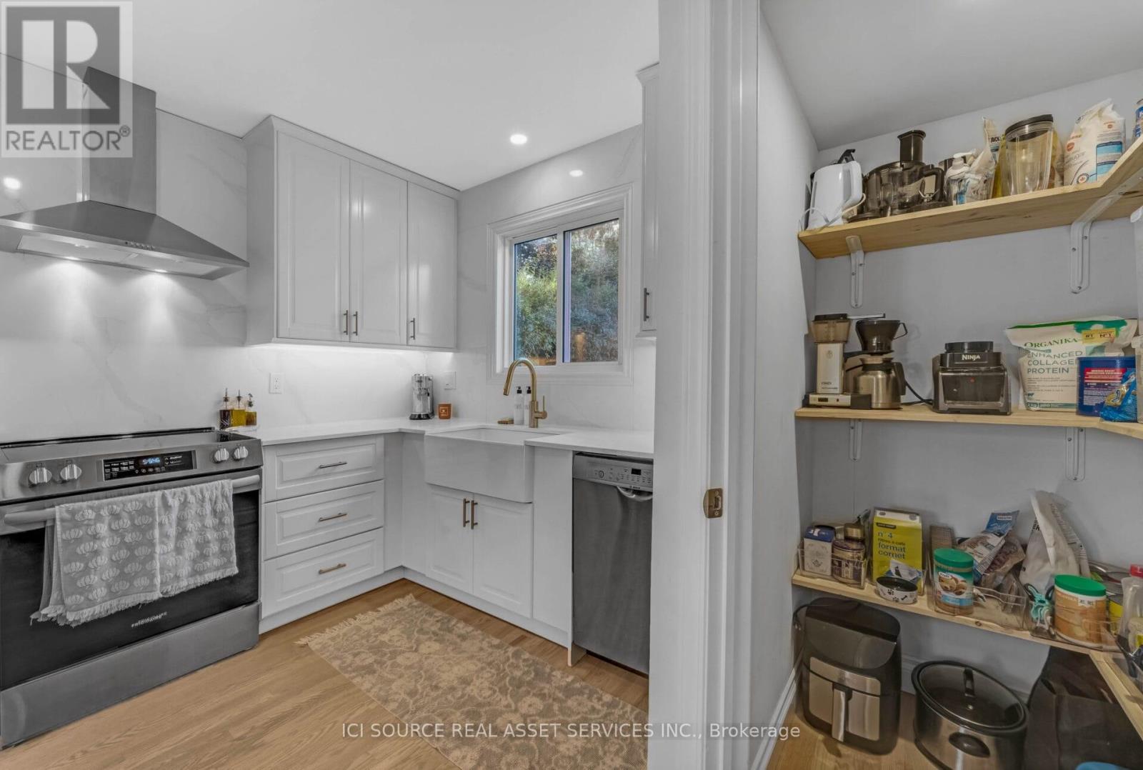 2958 Southmore Drive E, Ottawa, Ontario  K1V 6Z3 - Photo 16 - X12448068