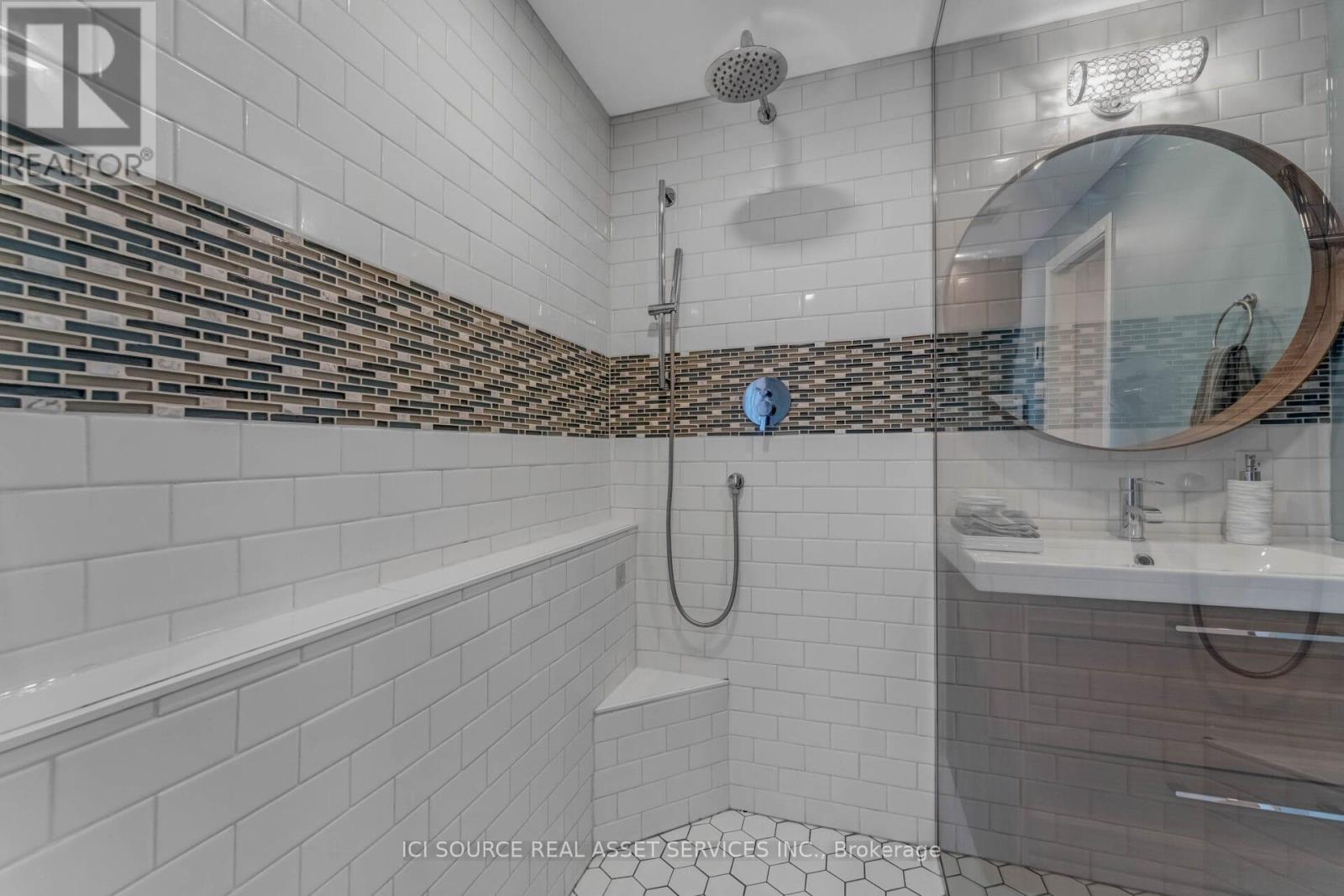 2958 Southmore Drive E, Ottawa, Ontario  K1V 6Z3 - Photo 39 - X12448068