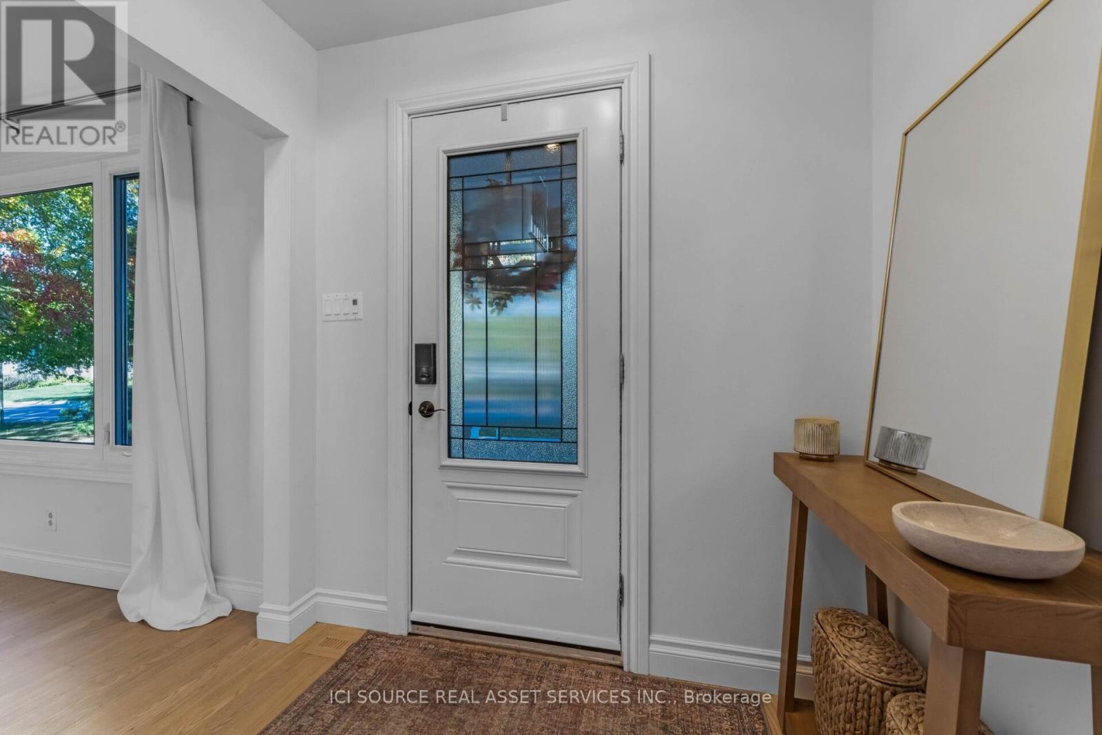 2958 Southmore Drive E, Ottawa, Ontario  K1V 6Z3 - Photo 5 - X12448068