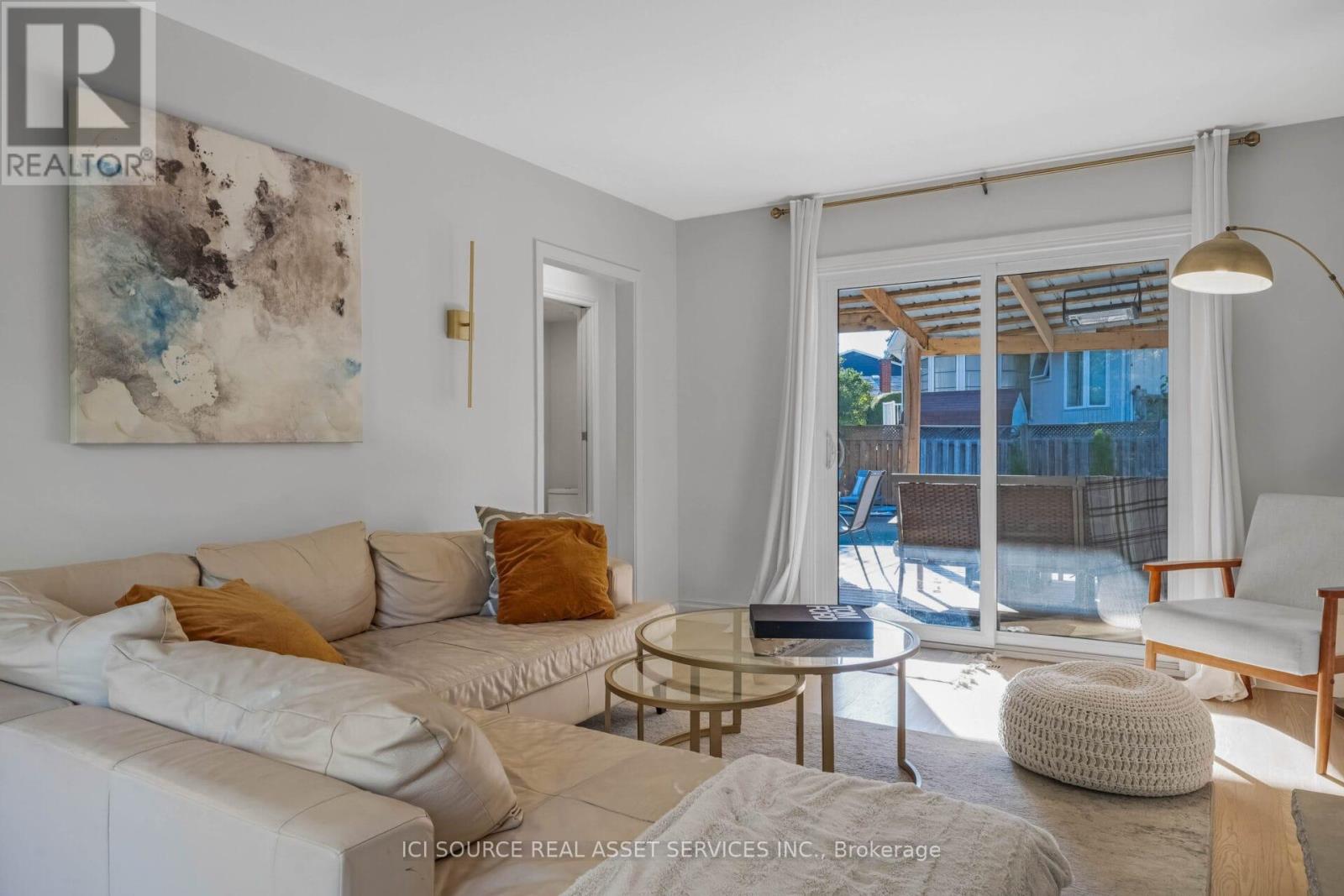 2958 Southmore Drive E, Ottawa, Ontario  K1V 6Z3 - Photo 8 - X12448068
