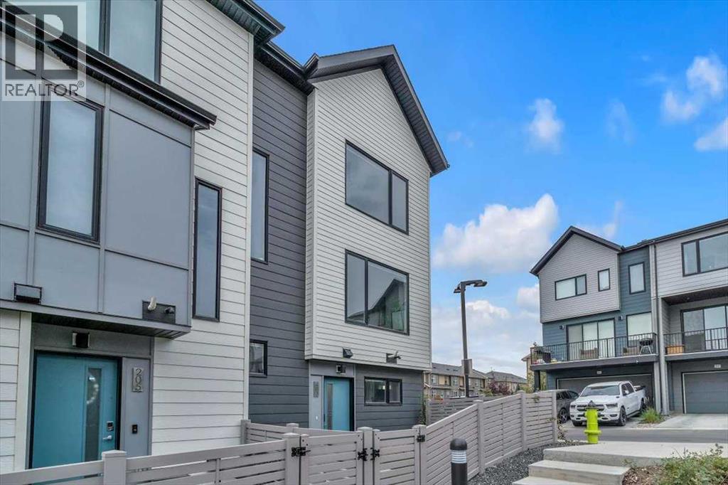203 Evanscrest Square Nw, Calgary, Alberta  T3P 1S2 - Photo 3 - A2262510