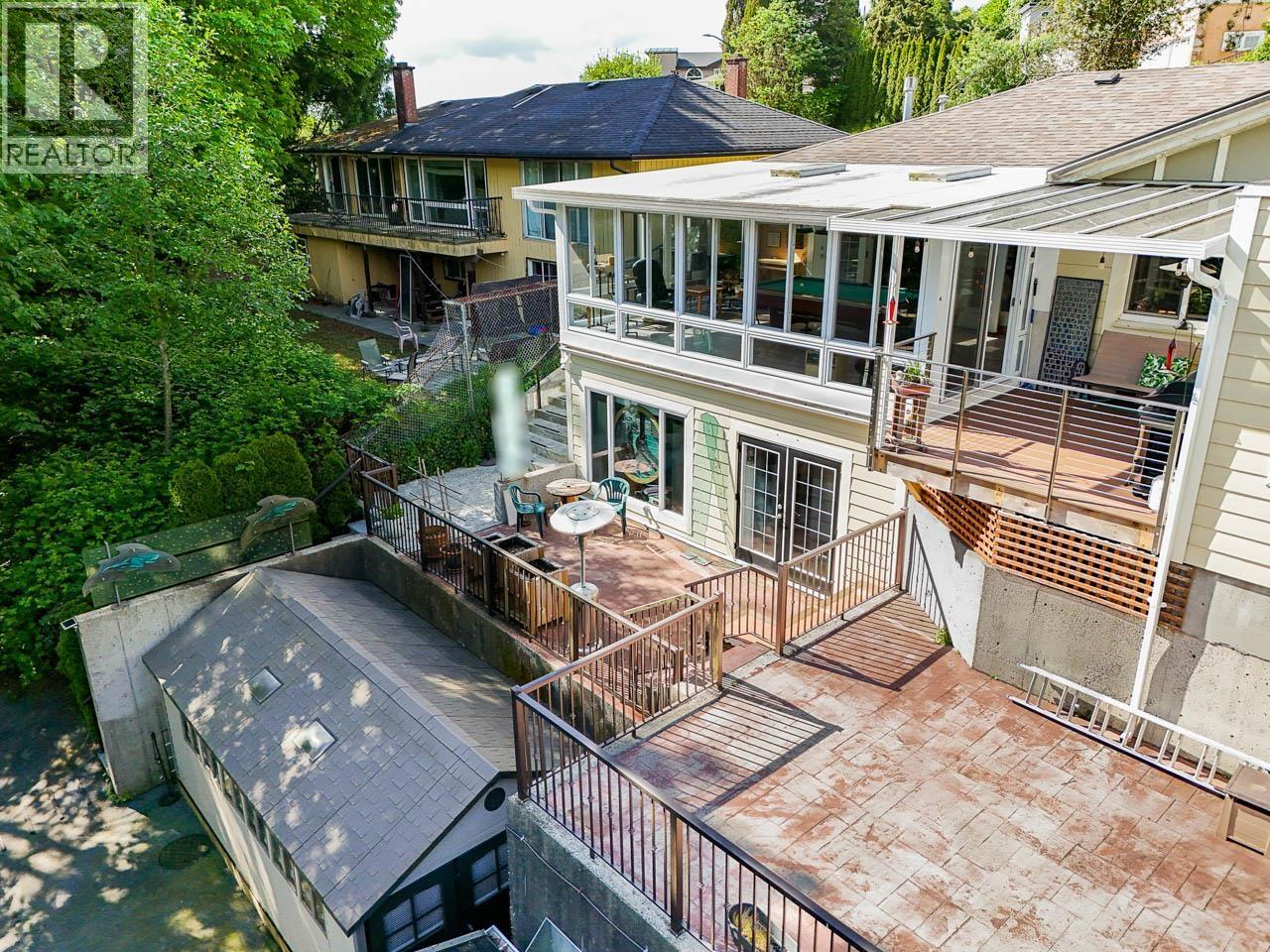 5823 Highfield Drive, Burnaby, British Columbia  V5B 1E4 - Photo 24 - R3055832