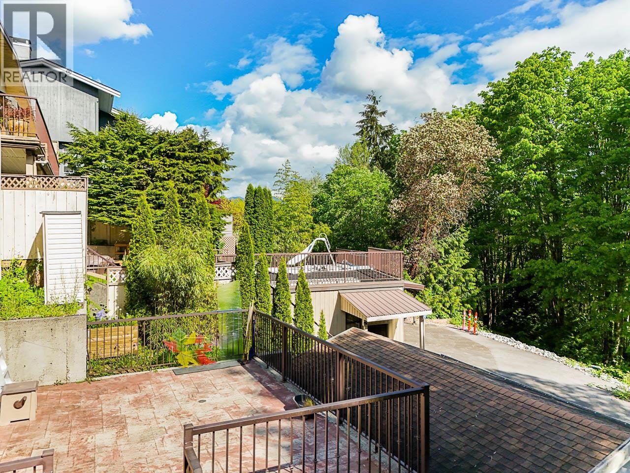 5823 Highfield Drive, Burnaby, British Columbia  V5B 1E4 - Photo 27 - R3055832