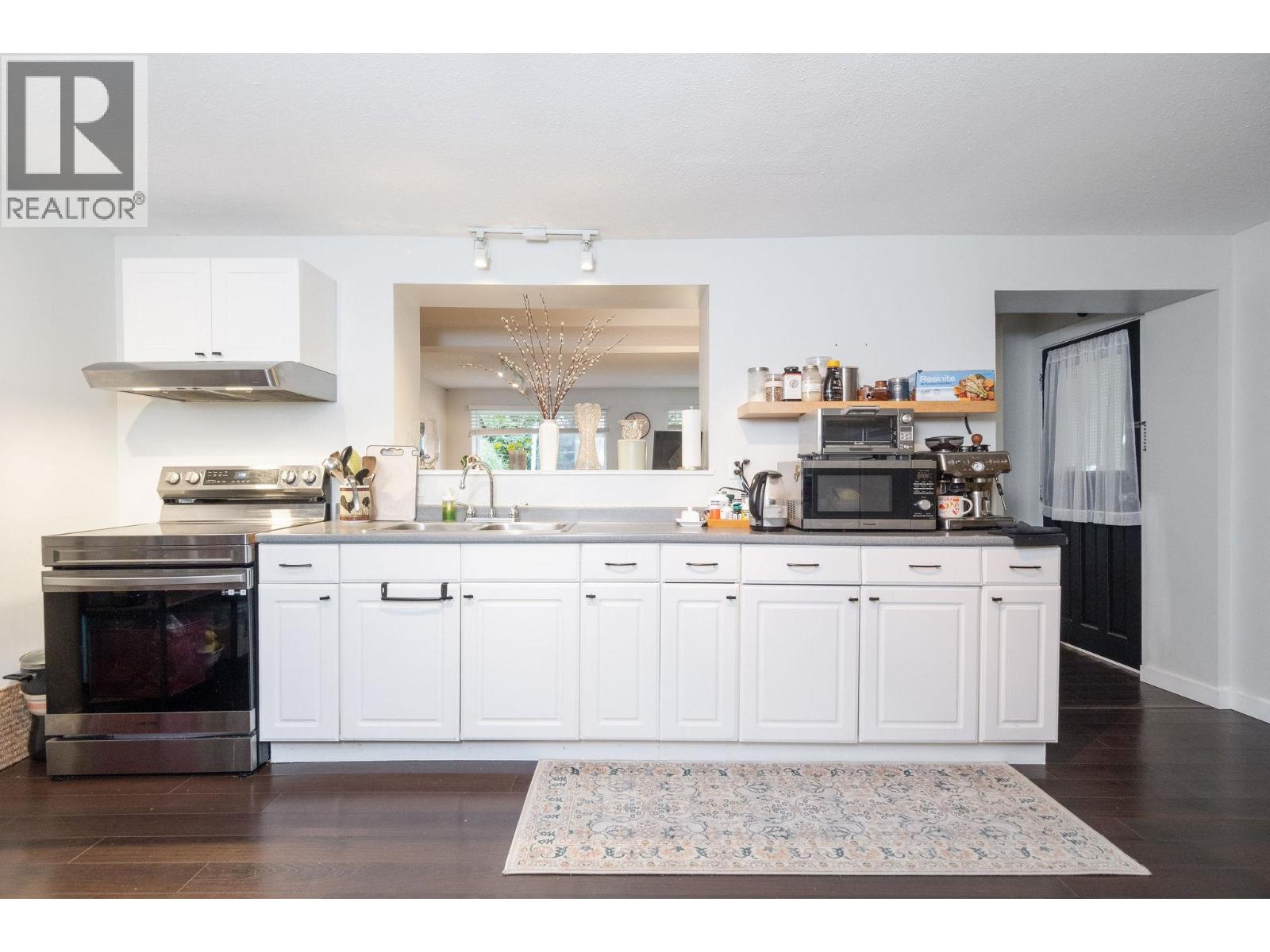 445 W 26th Street, North Vancouver, British Columbia  V7N 2G9 - Photo 25 - R3055844