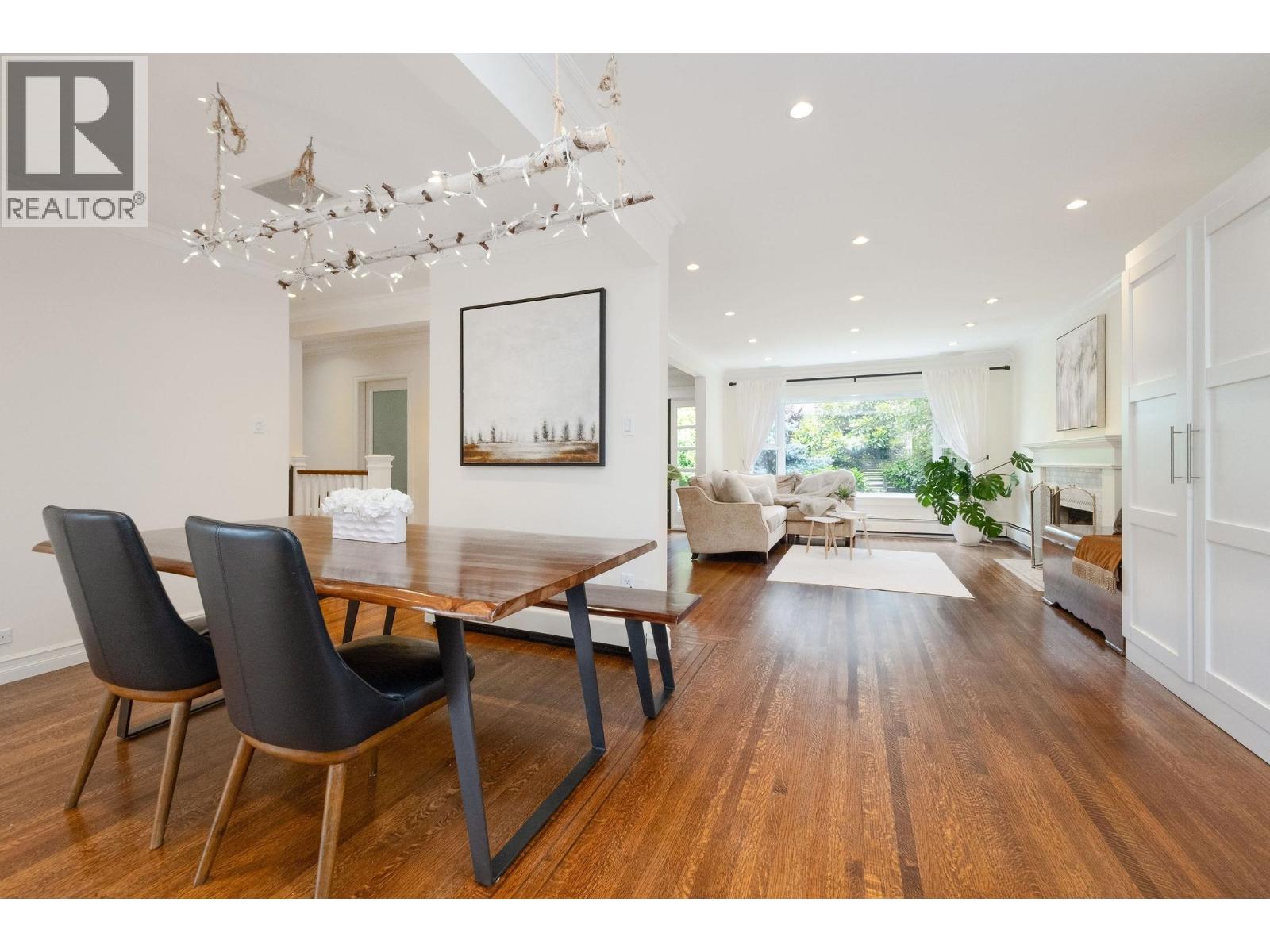 445 W 26th Street, North Vancouver, British Columbia  V7N 2G9 - Photo 8 - R3055844