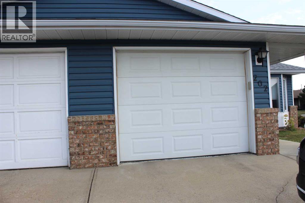 202 Ebert Close, Red Deer, Alberta  T4R 2C5 - Photo 10 - A2255992