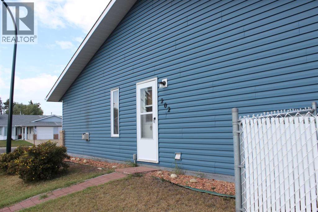 202 Ebert Close, Red Deer, Alberta  T4R 2C5 - Photo 9 - A2255992