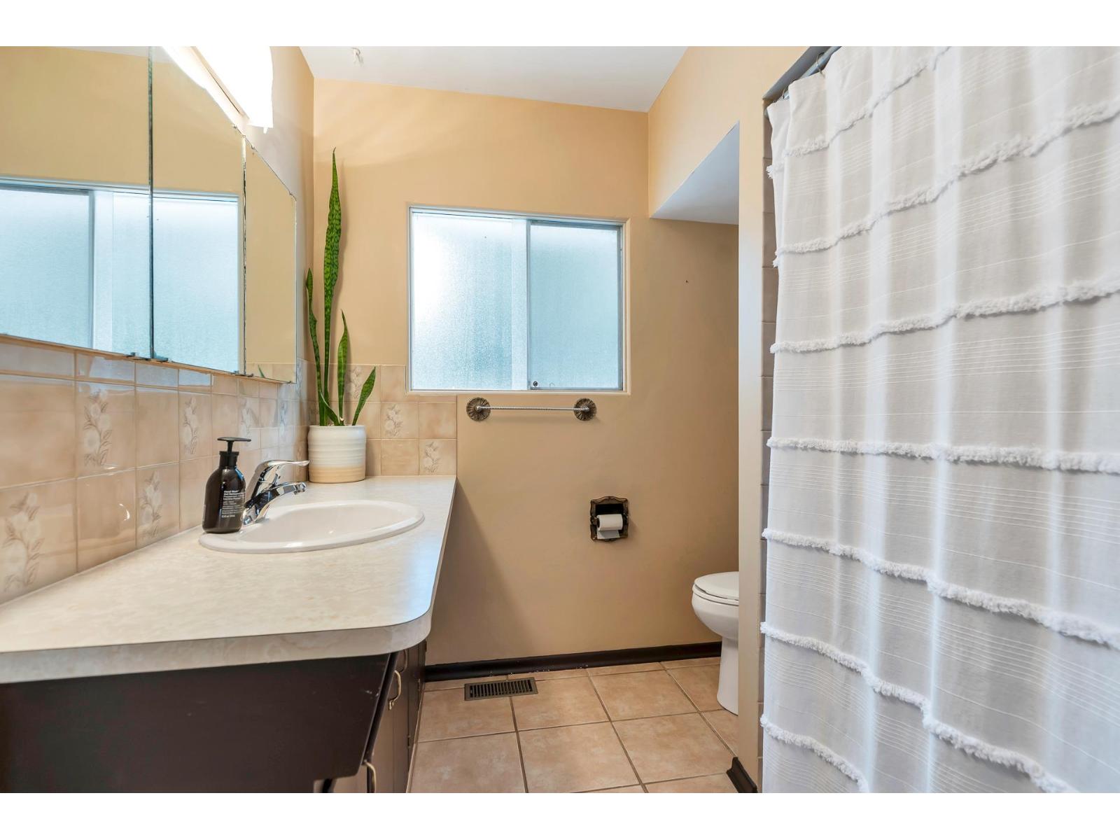 45741 Berkeley Avenue, Chilliwack Proper West, Chilliwack, British Columbia  V2P 3N1 - Photo 24 - R3055054