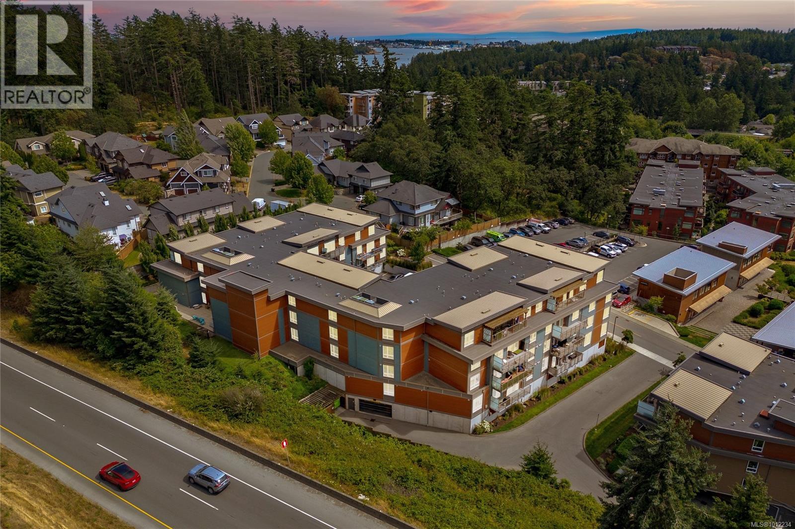 210 110 Presley Pl, View Royal, British Columbia