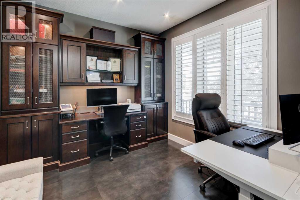 923 Windsong Drive Sw, Airdrie, Alberta  T4B 0N5 - Photo 17 - A2261197