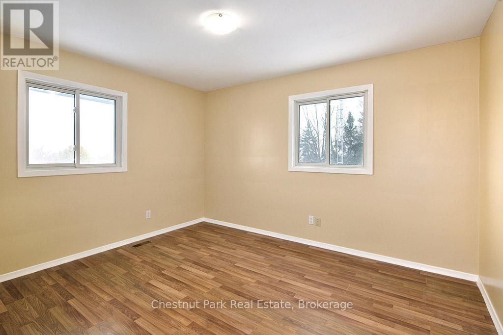 207070 Highway 26, Meaford, Ontario  N4L 1W7 - Photo 16 - X12448092