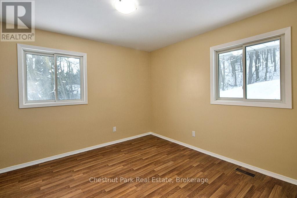 207070 Highway 26, Meaford, Ontario  N4L 1W7 - Photo 17 - X12448092