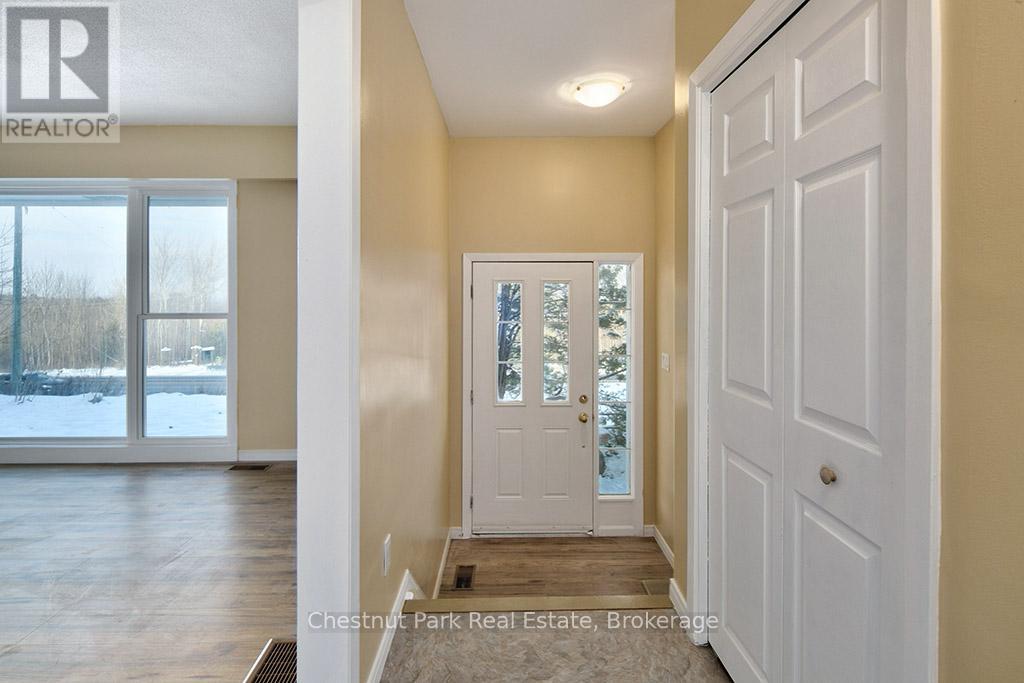 207070 Highway 26, Meaford, Ontario  N4L 1W7 - Photo 3 - X12448092