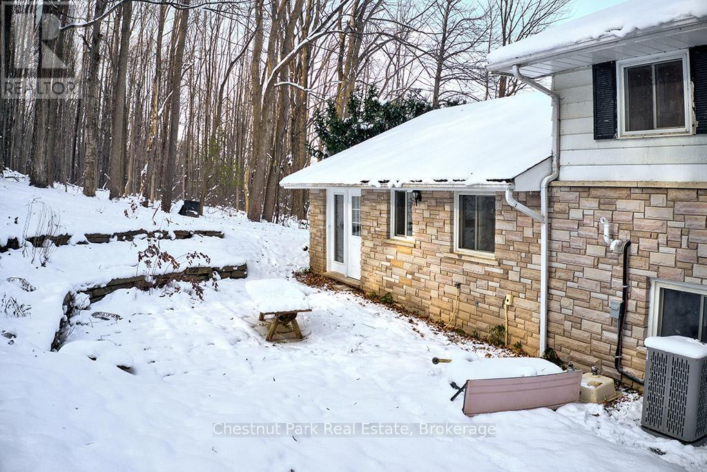 207070 Highway 26, Meaford, Ontario  N4L 1W7 - Photo 6 - X12448092