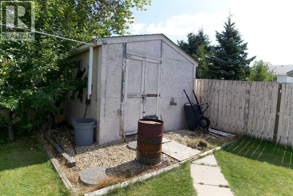 5905 61 Avenue, Ponoka, Alberta  T4J 1T8 - Photo 27 - A2252312